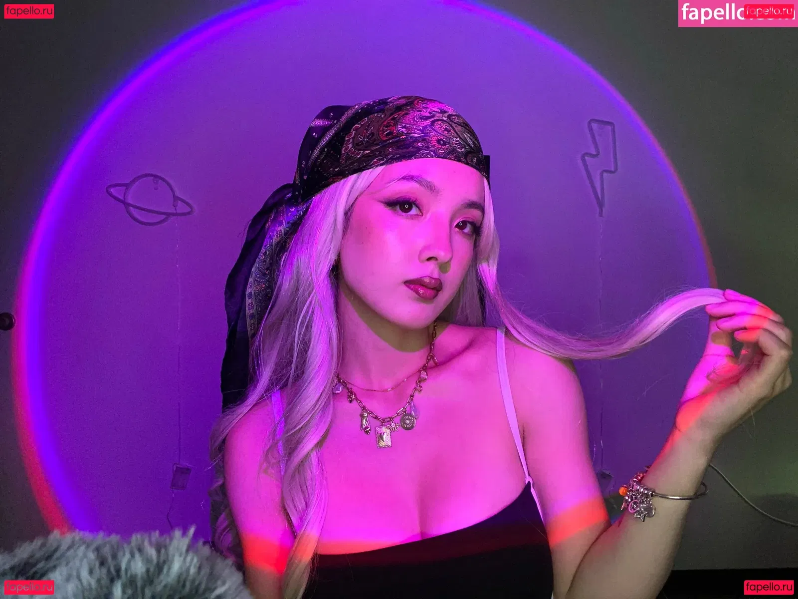 Earth’s ASMR Onlyfans Photo Gallery 