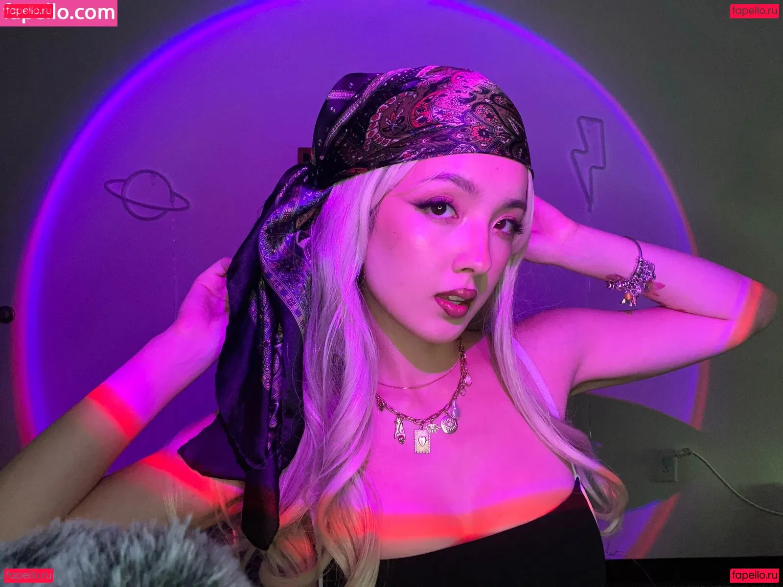 Earth’s ASMR Onlyfans Photo Gallery 