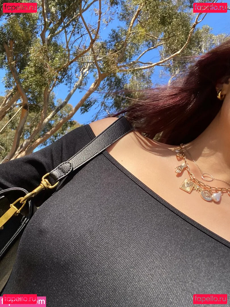 Earth’s ASMR Onlyfans Photo Gallery 