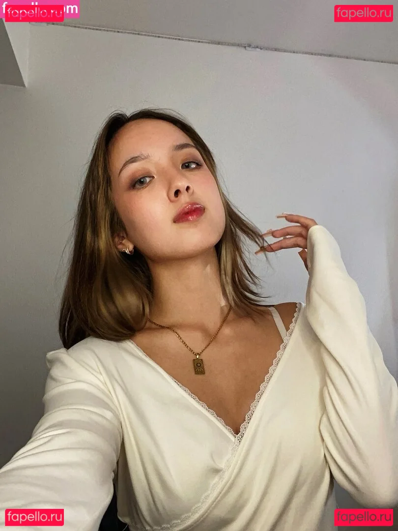 Earth’s ASMR Onlyfans Photo Gallery 