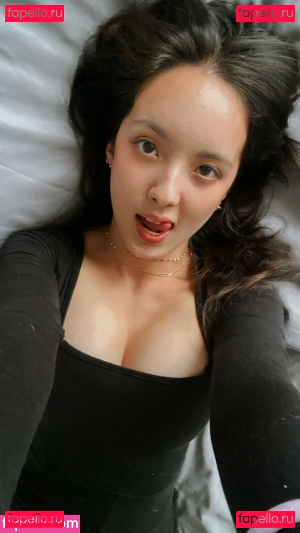 Earth’s ASMR Onlyfans Photo Gallery 