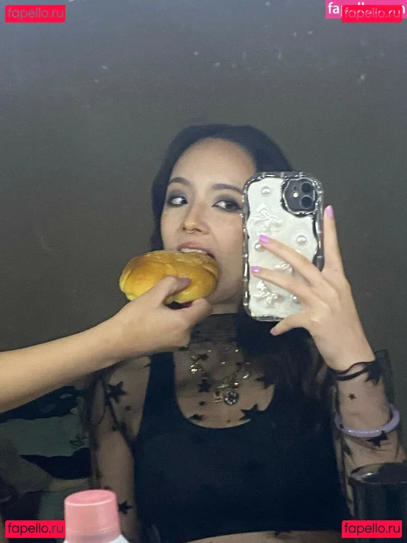 Earth’s ASMR Onlyfans Photo Gallery 