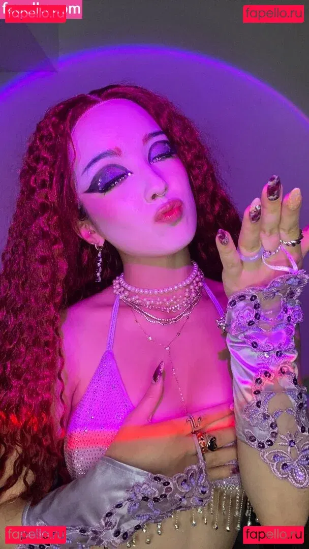 Earth’s ASMR Onlyfans Photo Gallery 