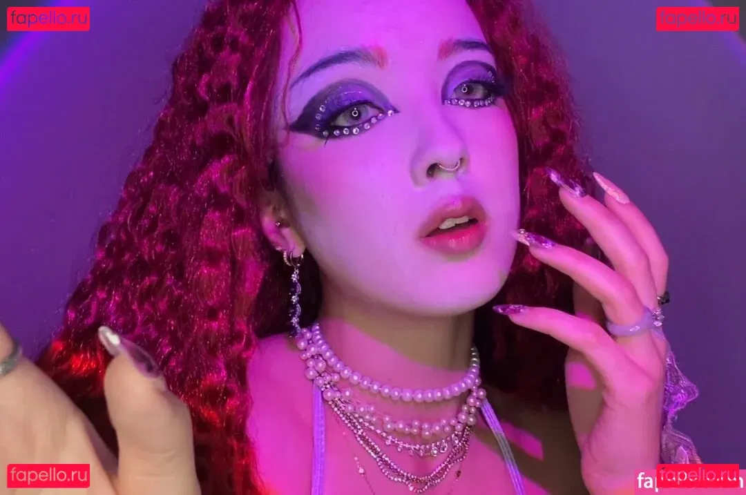 Earth’s ASMR Onlyfans Photo Gallery 