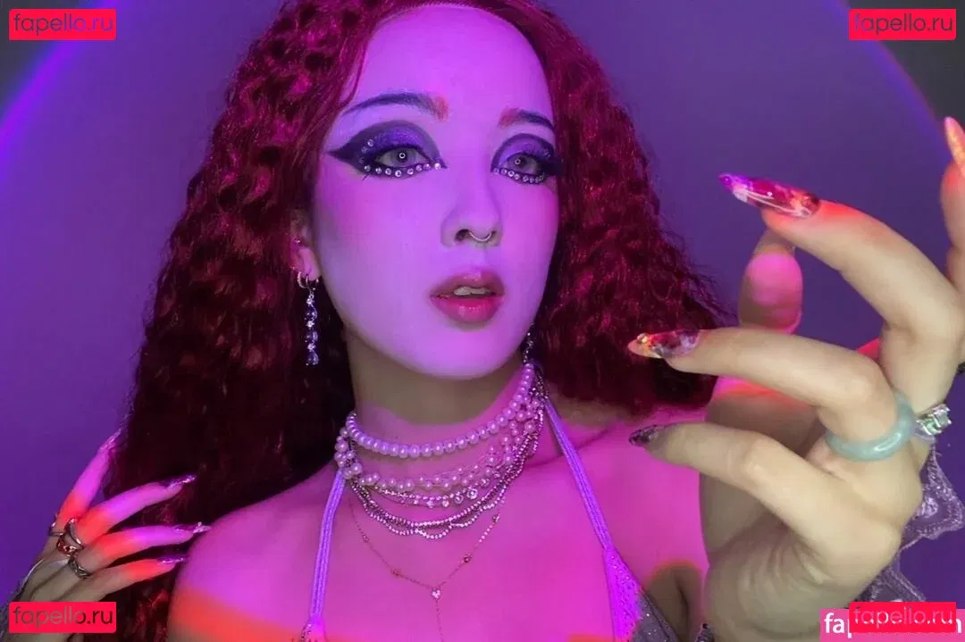 Earth’s ASMR Onlyfans Photo Gallery 