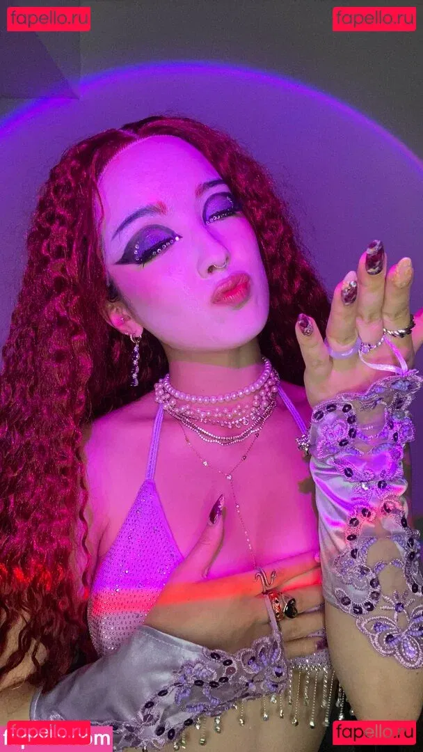 Earth’s ASMR Onlyfans Photo Gallery 