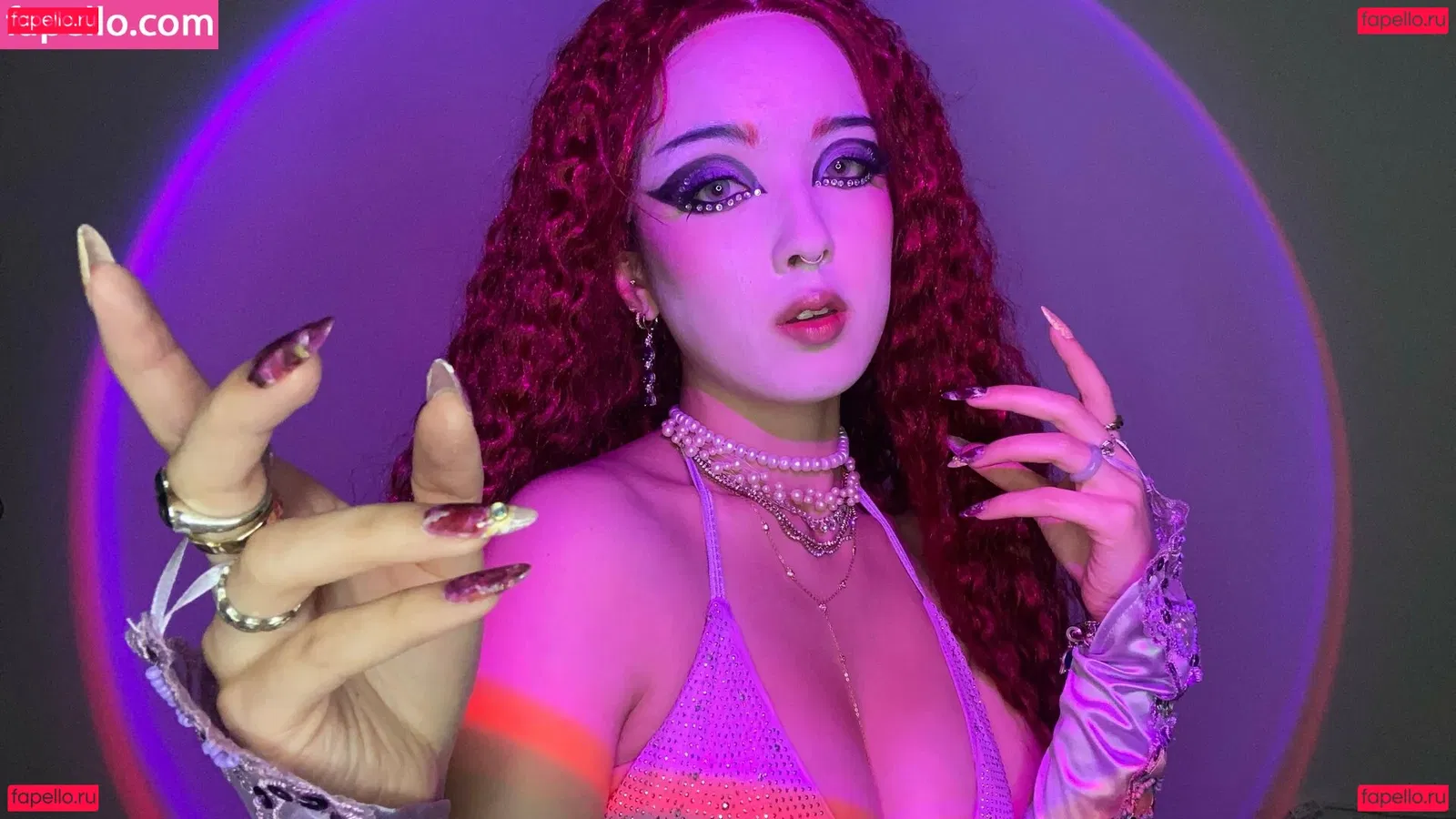 Earth’s ASMR Onlyfans Photo Gallery 