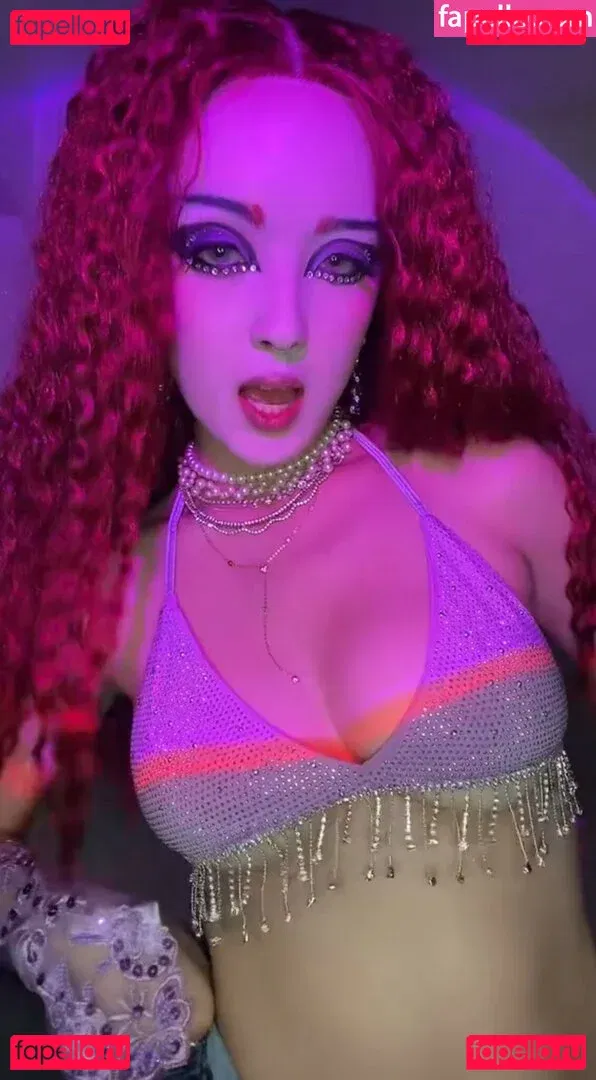 Earth’s ASMR Onlyfans Photo Gallery 