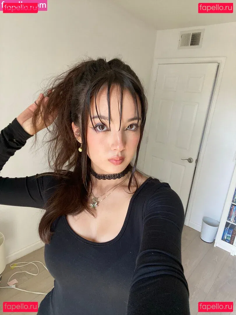 Earth’s ASMR Onlyfans Photo Gallery 