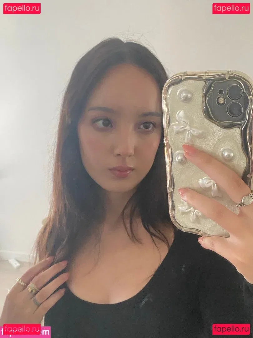 Earth’s ASMR Onlyfans Photo Gallery 