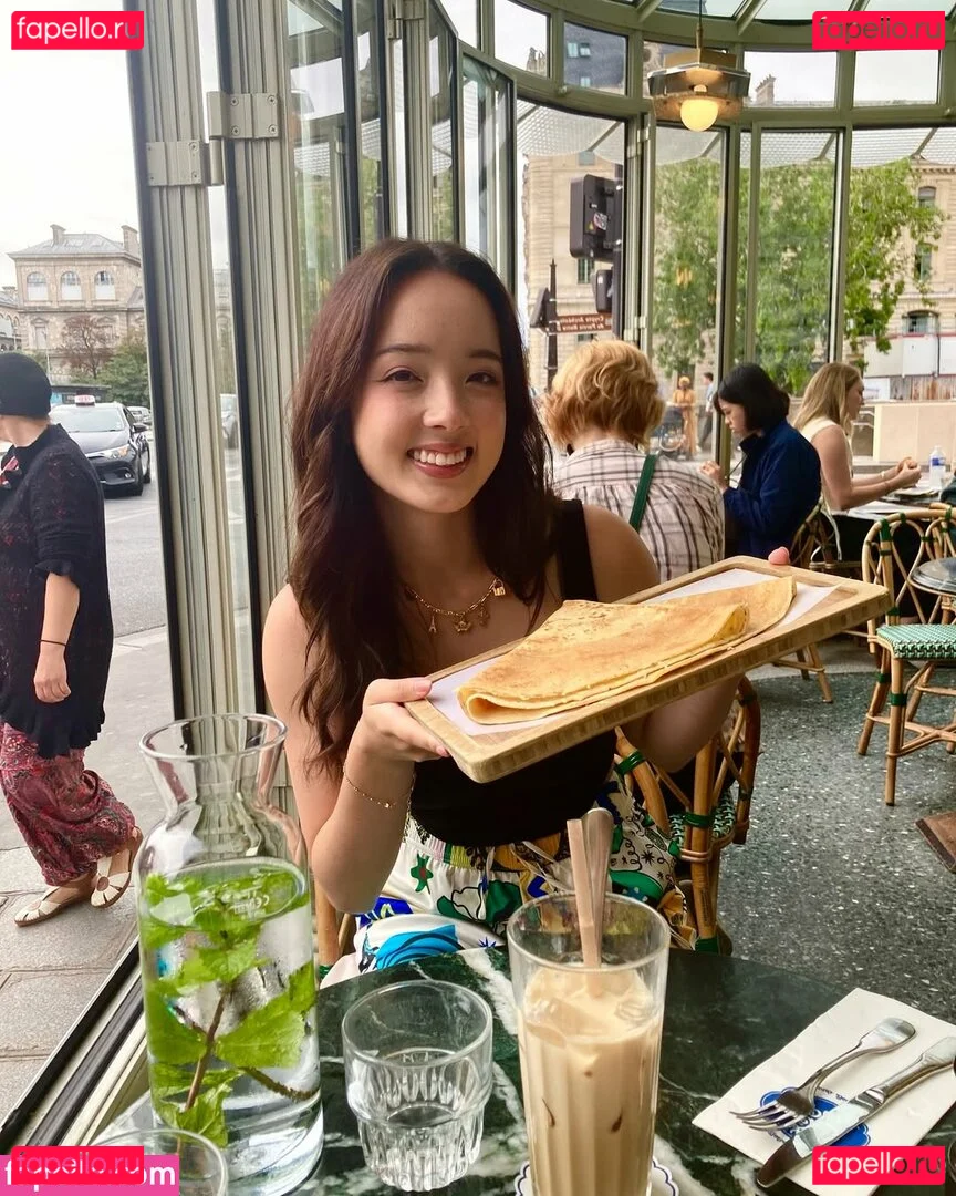 Earth’s ASMR Onlyfans Photo Gallery 