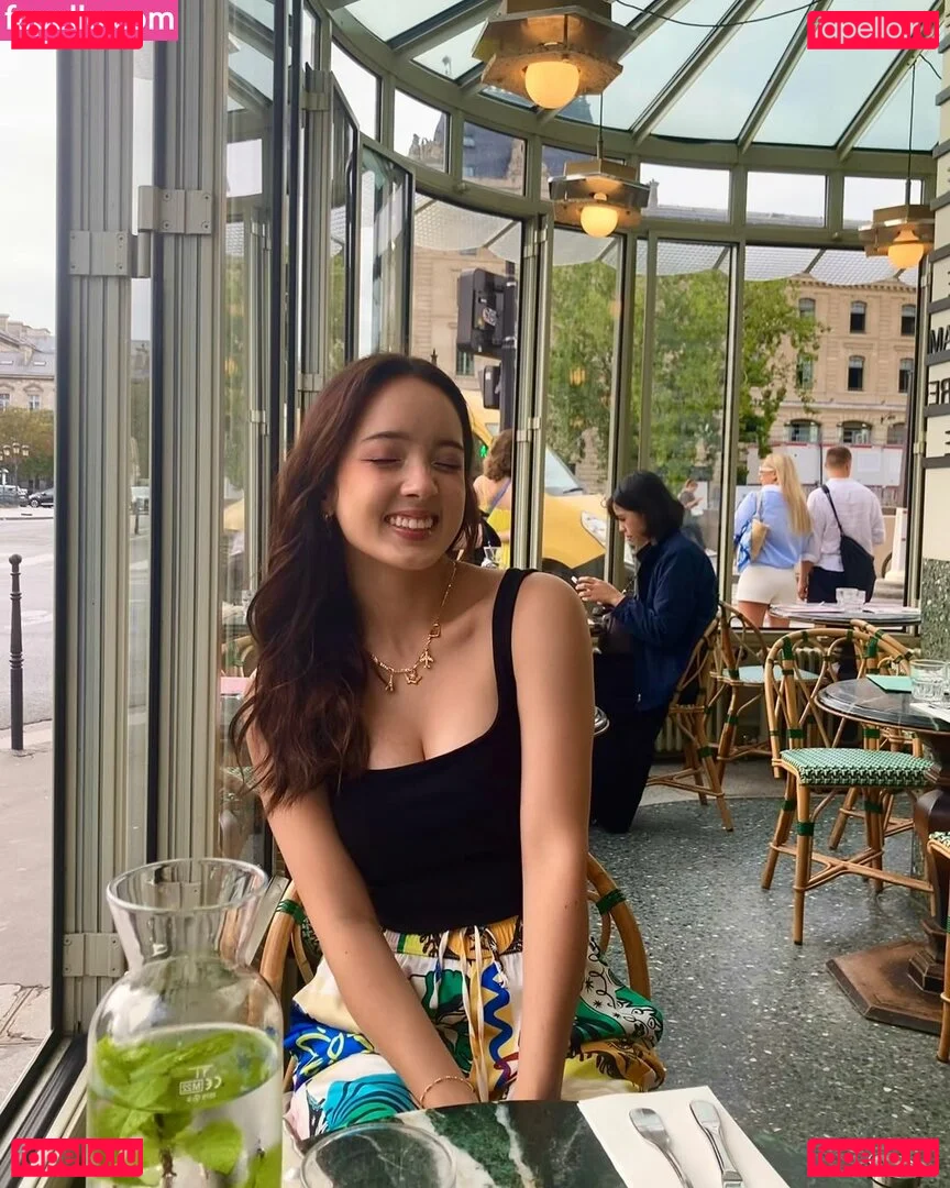 Earth’s ASMR Onlyfans Photo Gallery 