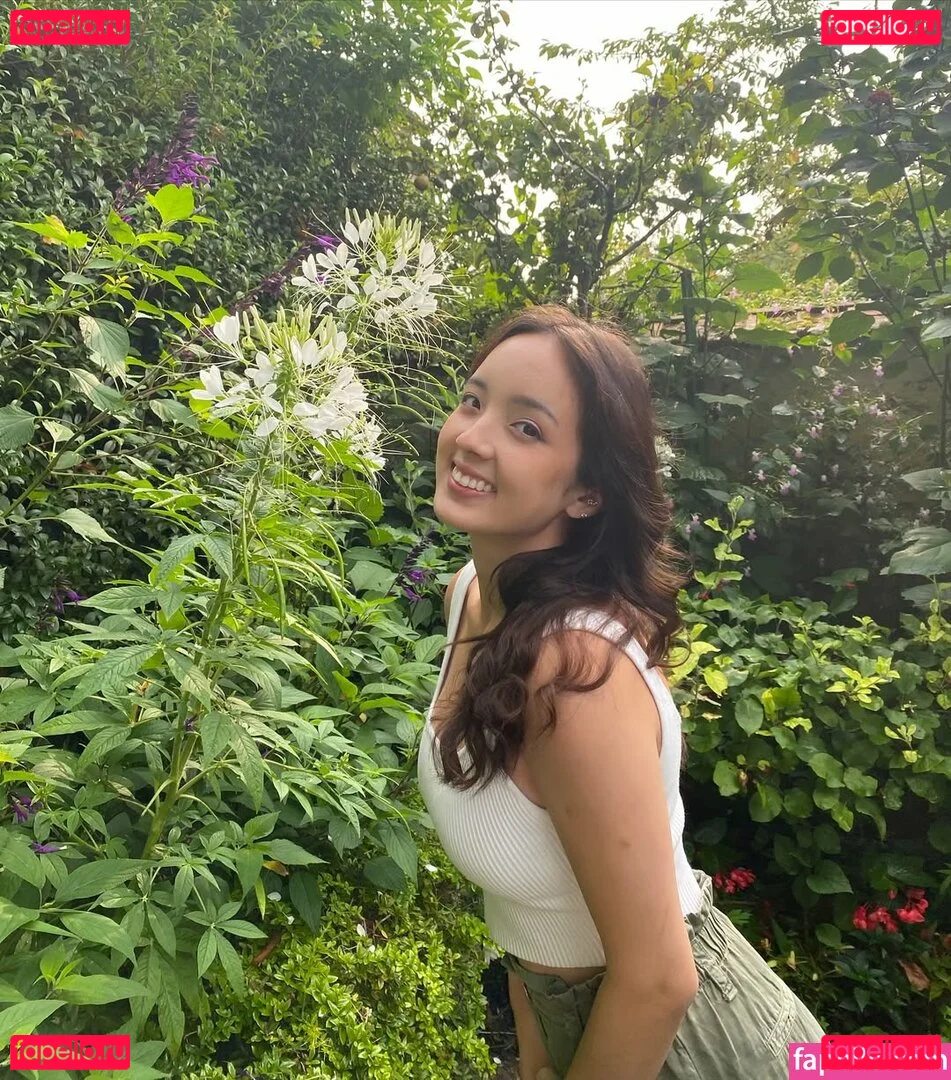 Earth’s ASMR Onlyfans Photo Gallery 