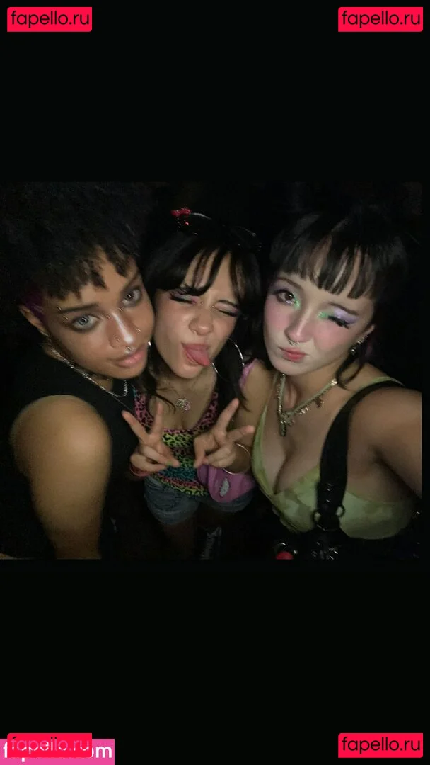 Earth’s ASMR Onlyfans Photo Gallery 