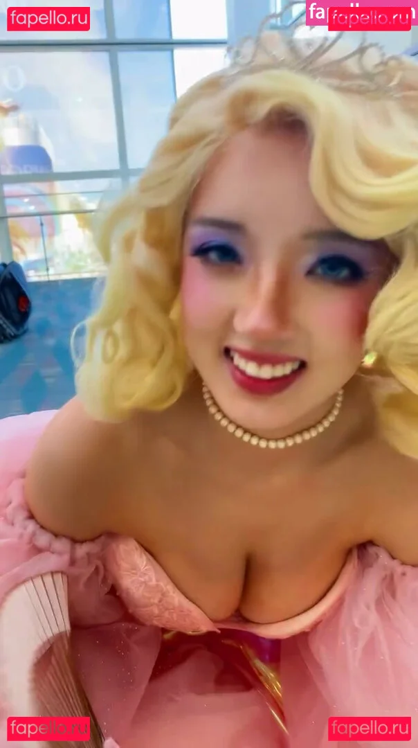 Earth’s ASMR Onlyfans Photo Gallery 