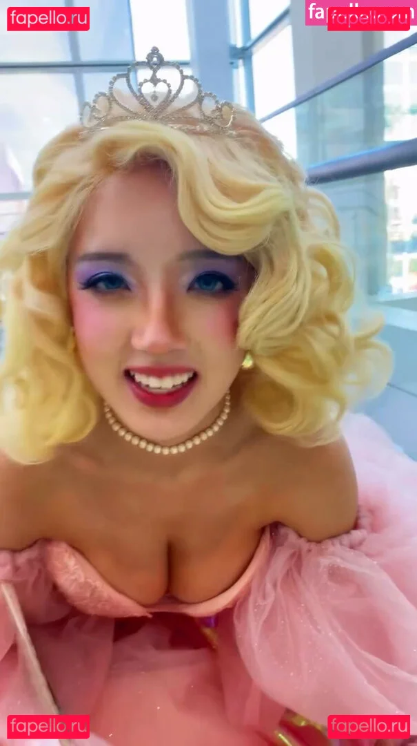 Earth’s ASMR Onlyfans Photo Gallery 