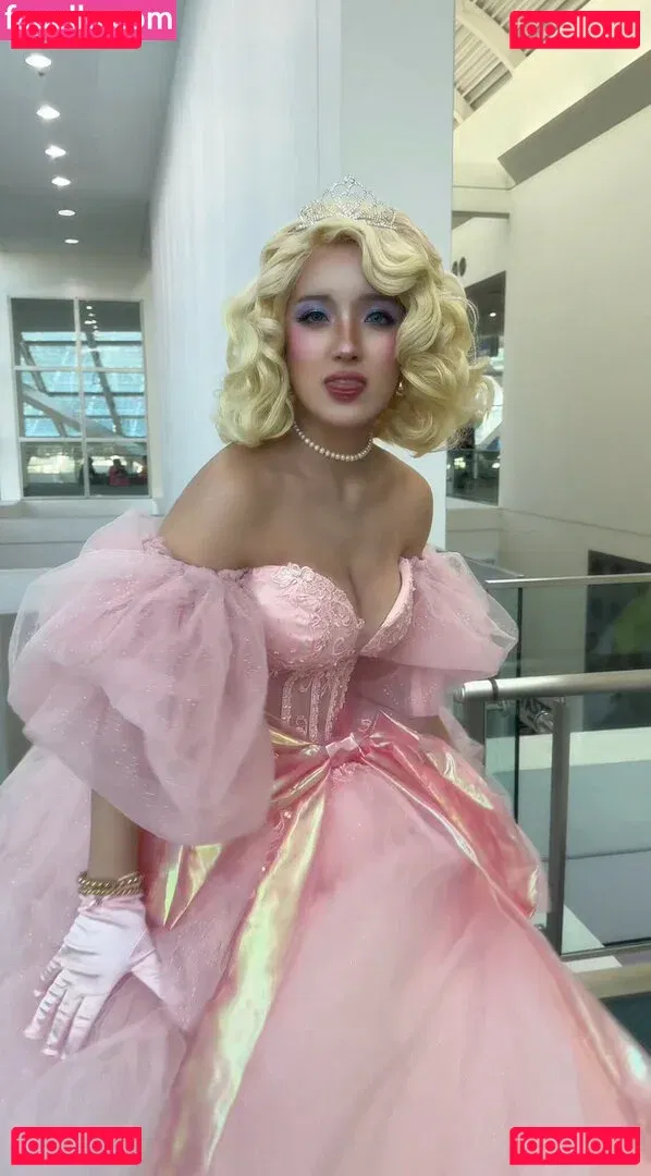 Earth’s ASMR Onlyfans Photo Gallery 