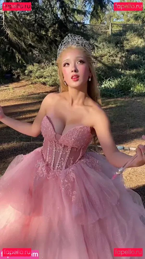 Earth’s ASMR Onlyfans Photo Gallery 