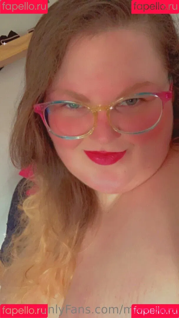 mrsapple Onlyfans Photo Gallery 