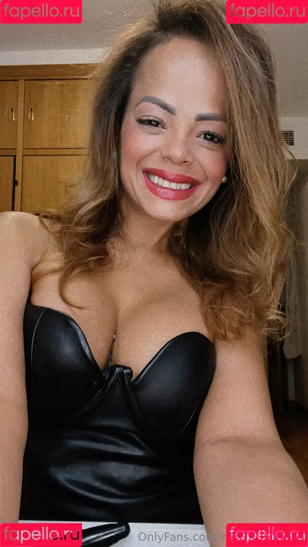 karina_versace Onlyfans Photo Gallery 