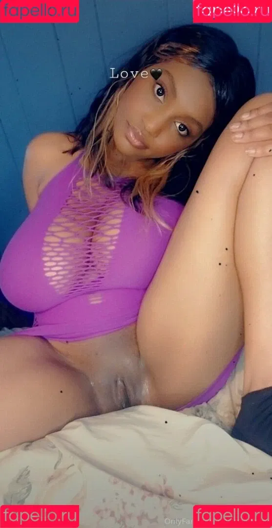 Riv Jones Onlyfans Photo Gallery 