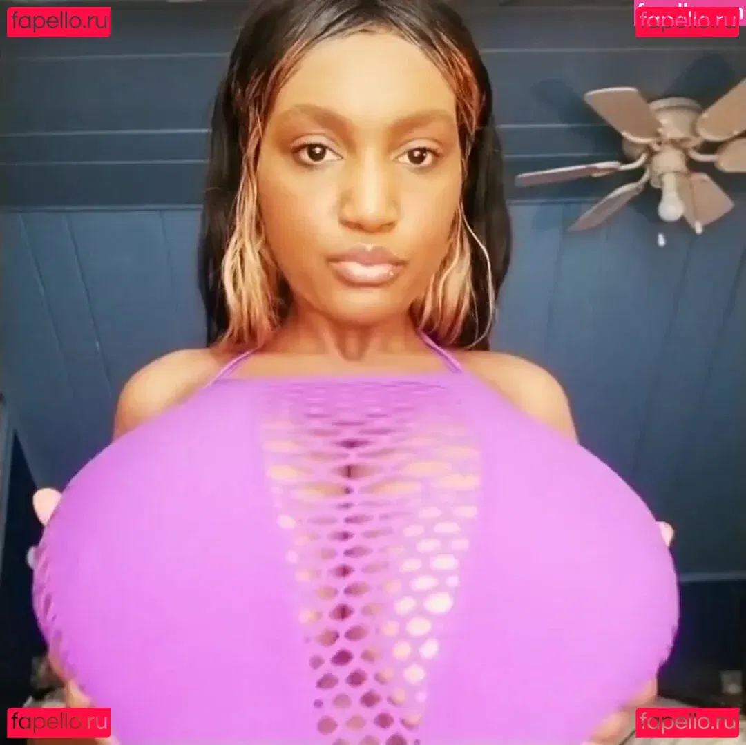 Riv Jones Onlyfans Photo Gallery 