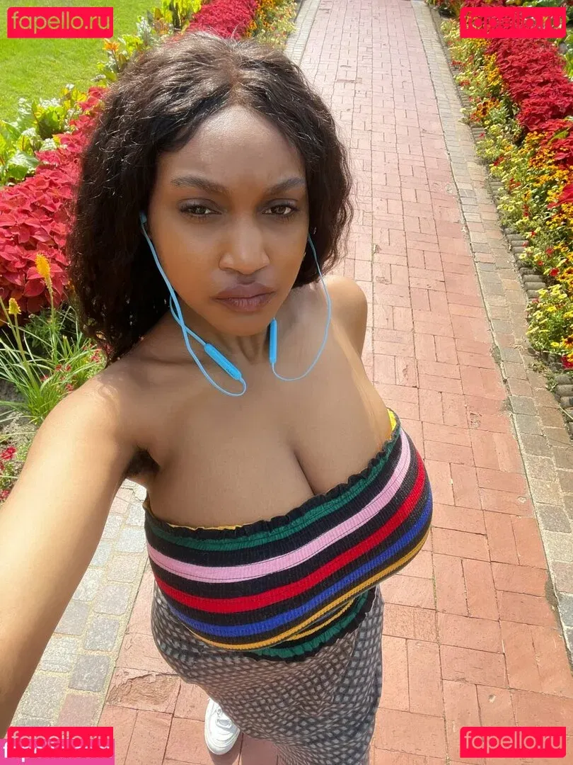 Riv Jones Onlyfans Photo Gallery 