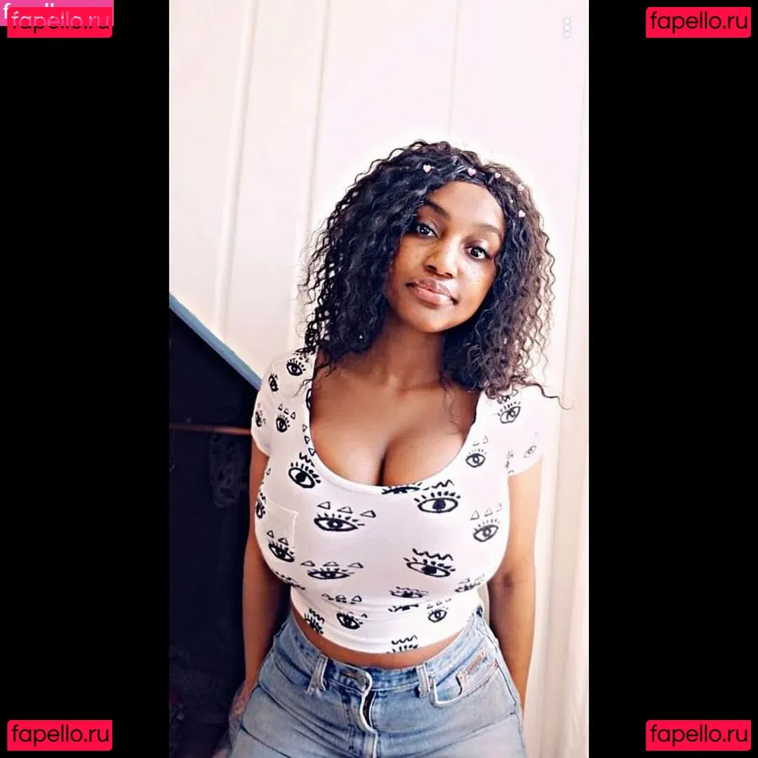 Riv Jones Onlyfans Photo Gallery 