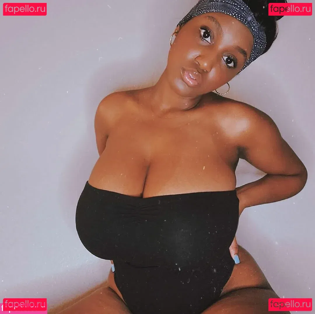 Riv Jones Onlyfans Photo Gallery 