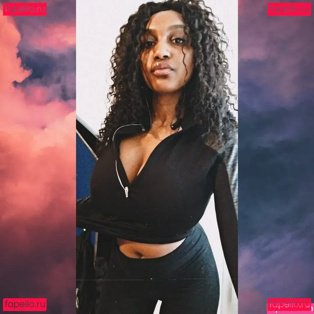 Riv Jones Onlyfans Photo Gallery 