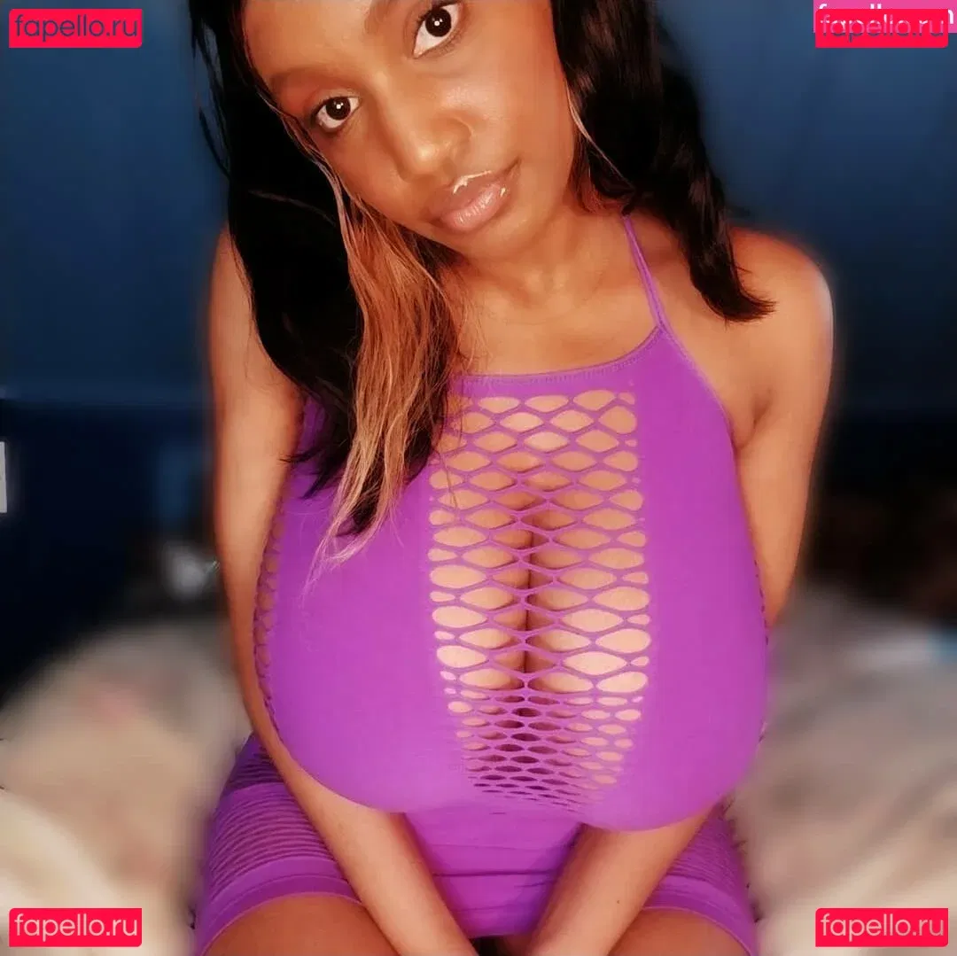 Riv Jones Onlyfans Photo Gallery 