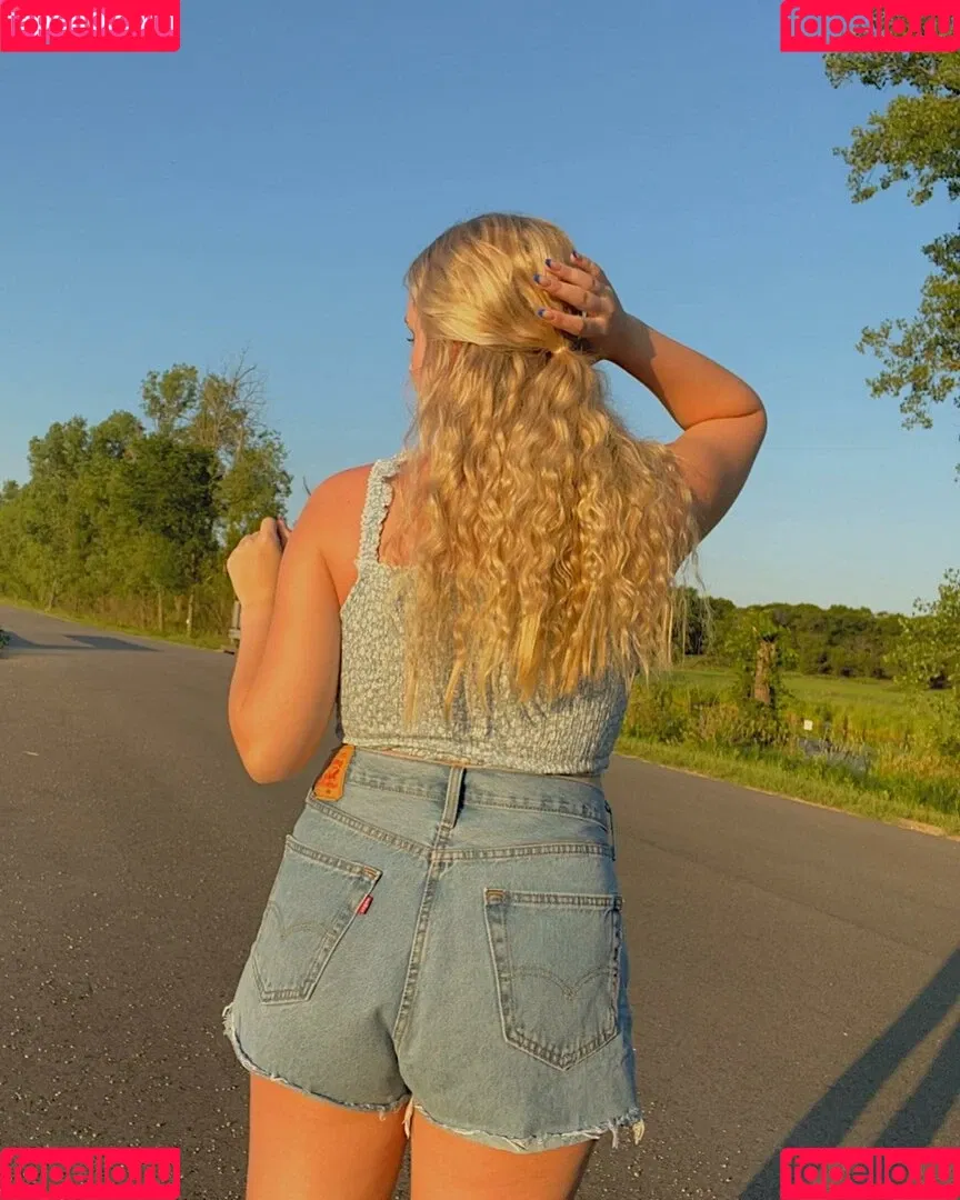 Anya Marie Onlyfans Photo Gallery 
