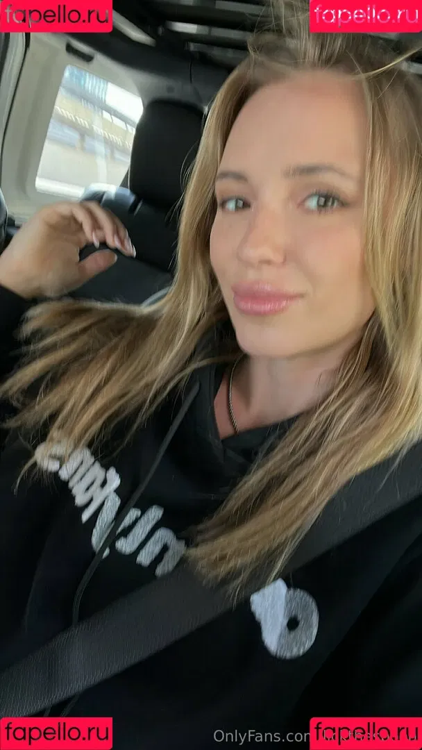 The Baker Next Door Onlyfans Photo Gallery 