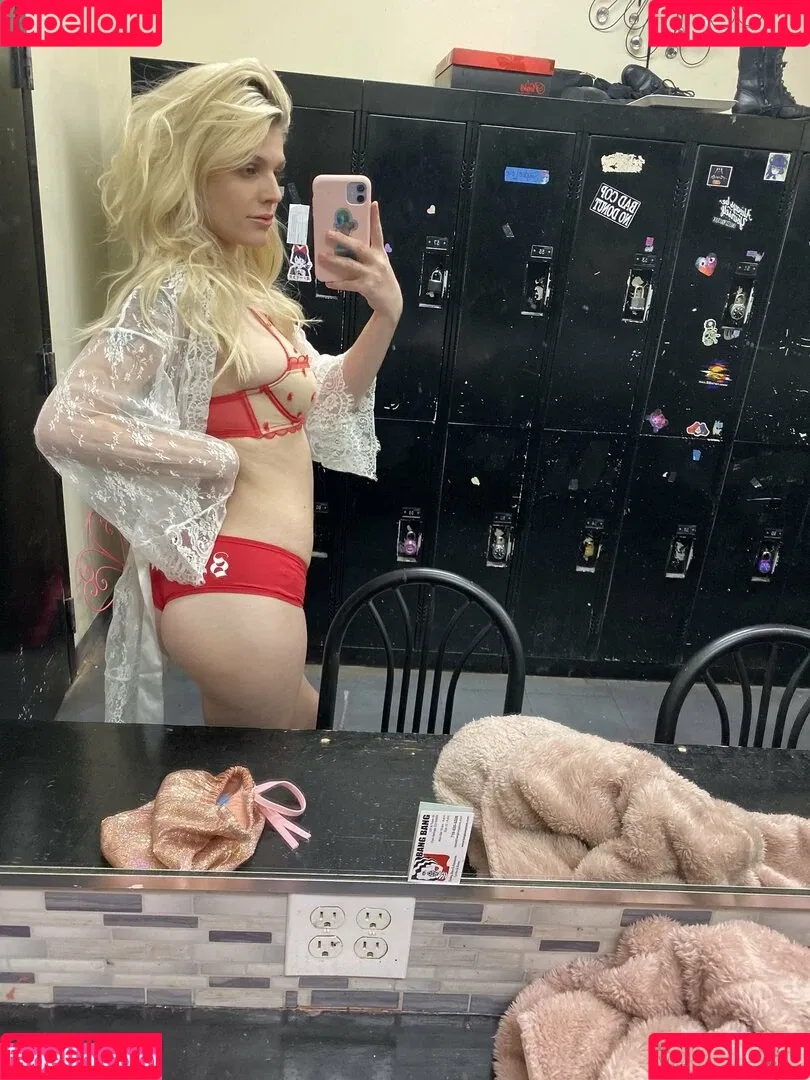 meganholly00 Onlyfans Photo Gallery 