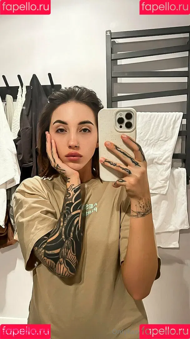 bribunn Onlyfans Photo Gallery 