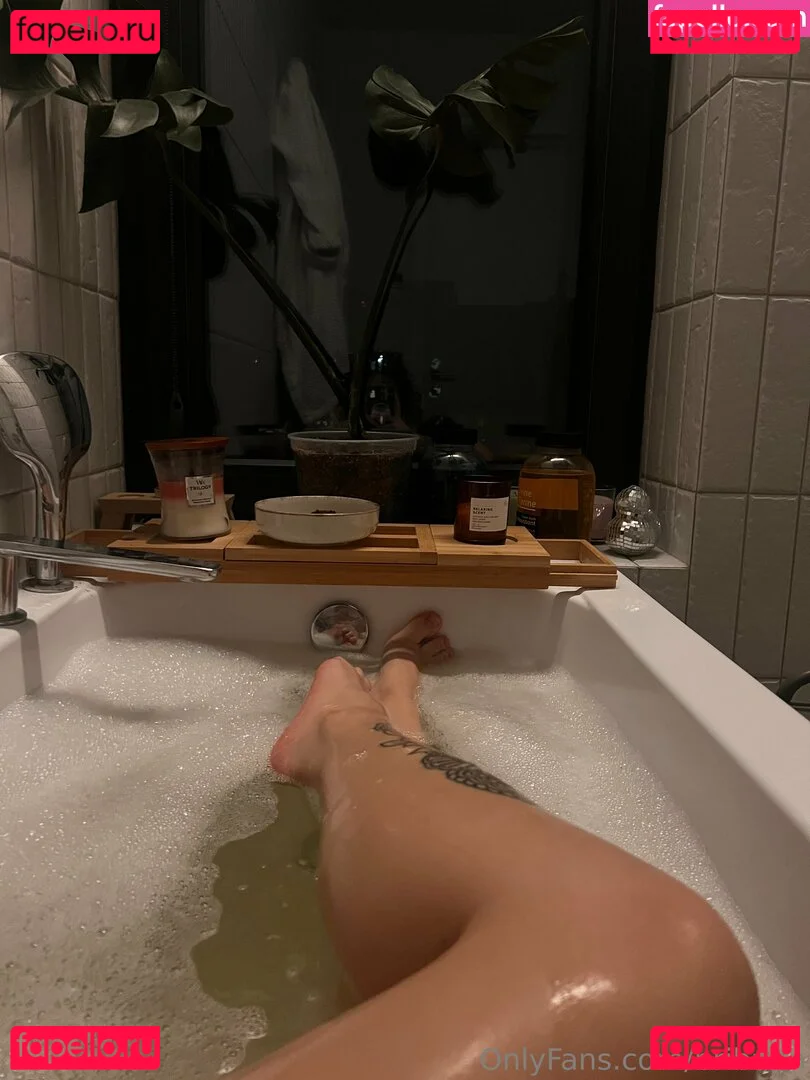 bribunn Onlyfans Photo Gallery 