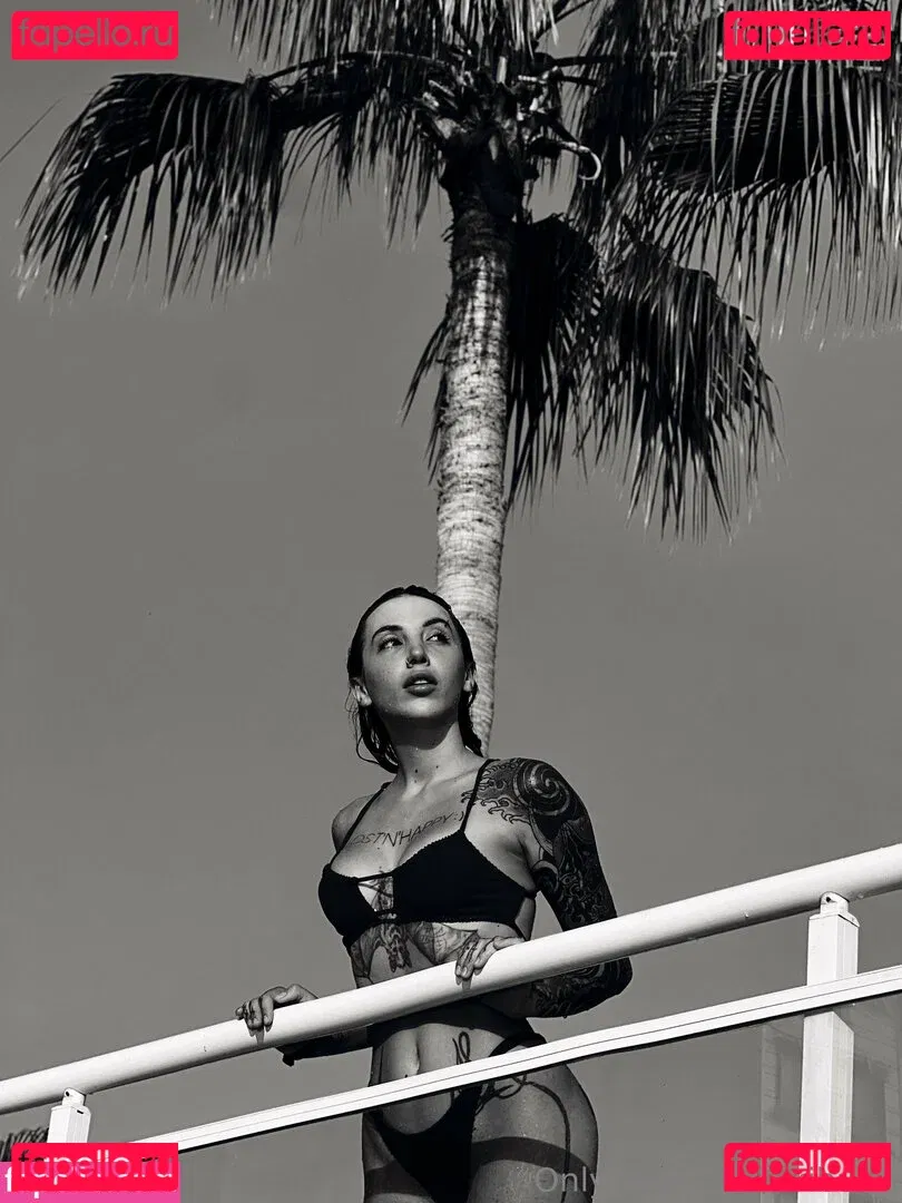 bribunn Onlyfans Photo Gallery 