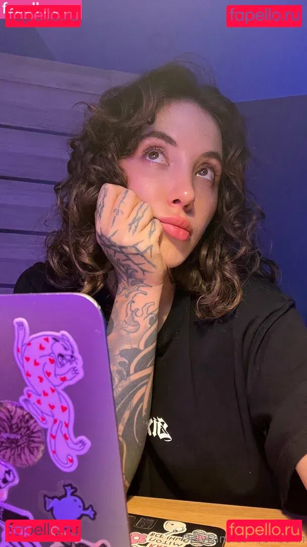 bribunn Onlyfans Photo Gallery 