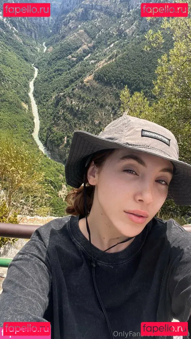 bribunn Onlyfans Photo Gallery 