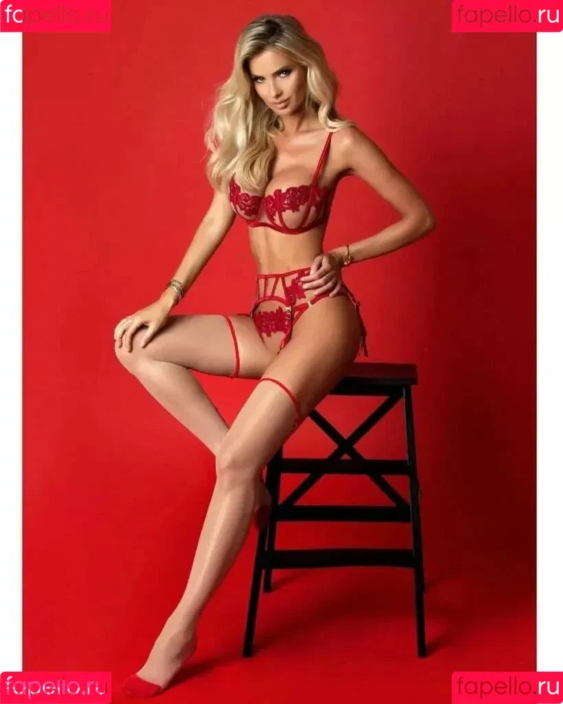 Leanna Bartlett Onlyfans Photo Gallery 