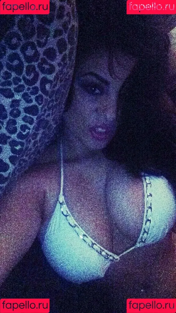 Zoe Leanne Cooper Onlyfans Photo Gallery 