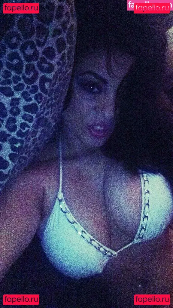 Zoe Leanne Cooper Onlyfans Photo Gallery 