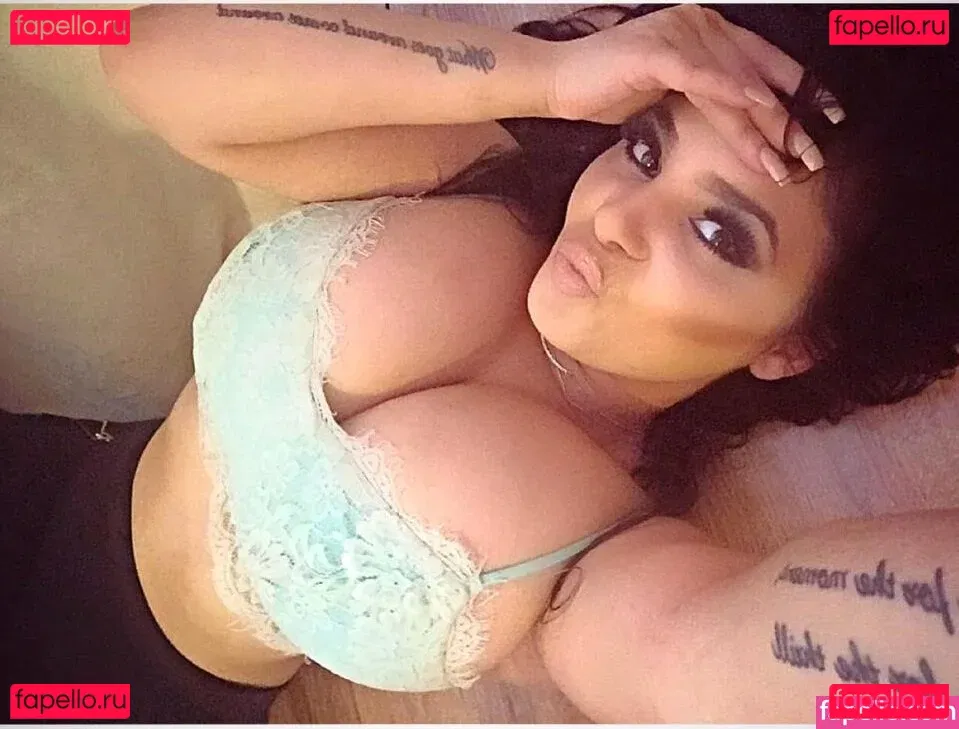 Zoe Leanne Cooper Onlyfans Photo Gallery 