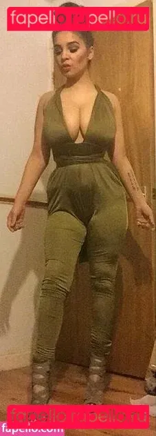 Zoe Leanne Cooper Onlyfans Photo Gallery 