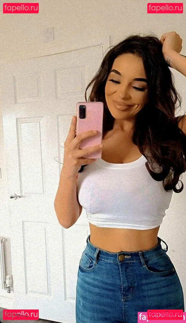 Zoe Leanne Cooper Onlyfans Photo Gallery 