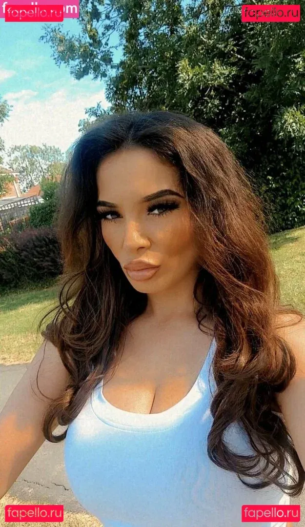 Zoe Leanne Cooper Onlyfans Photo Gallery 