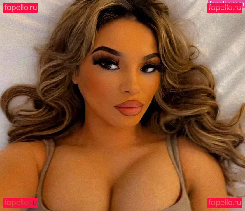 Zoe Leanne Cooper Onlyfans Photo Gallery 