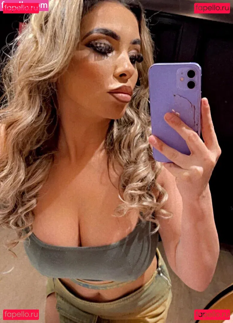 Zoe Leanne Cooper Onlyfans Photo Gallery 