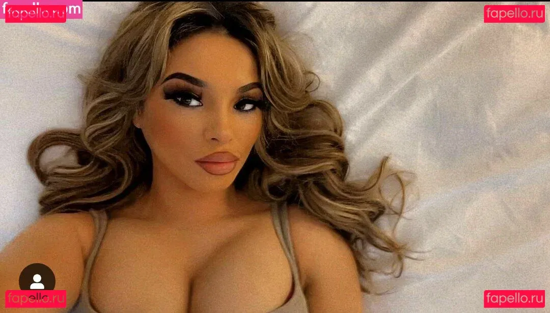 Zoe Leanne Cooper Onlyfans Photo Gallery 