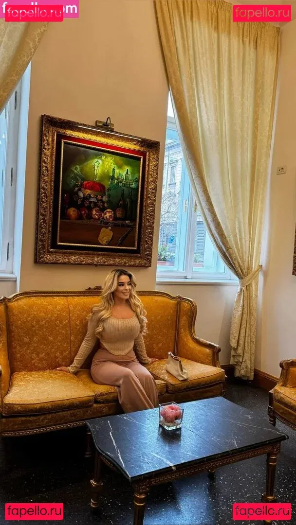 Zoe Leanne Cooper Onlyfans Photo Gallery 